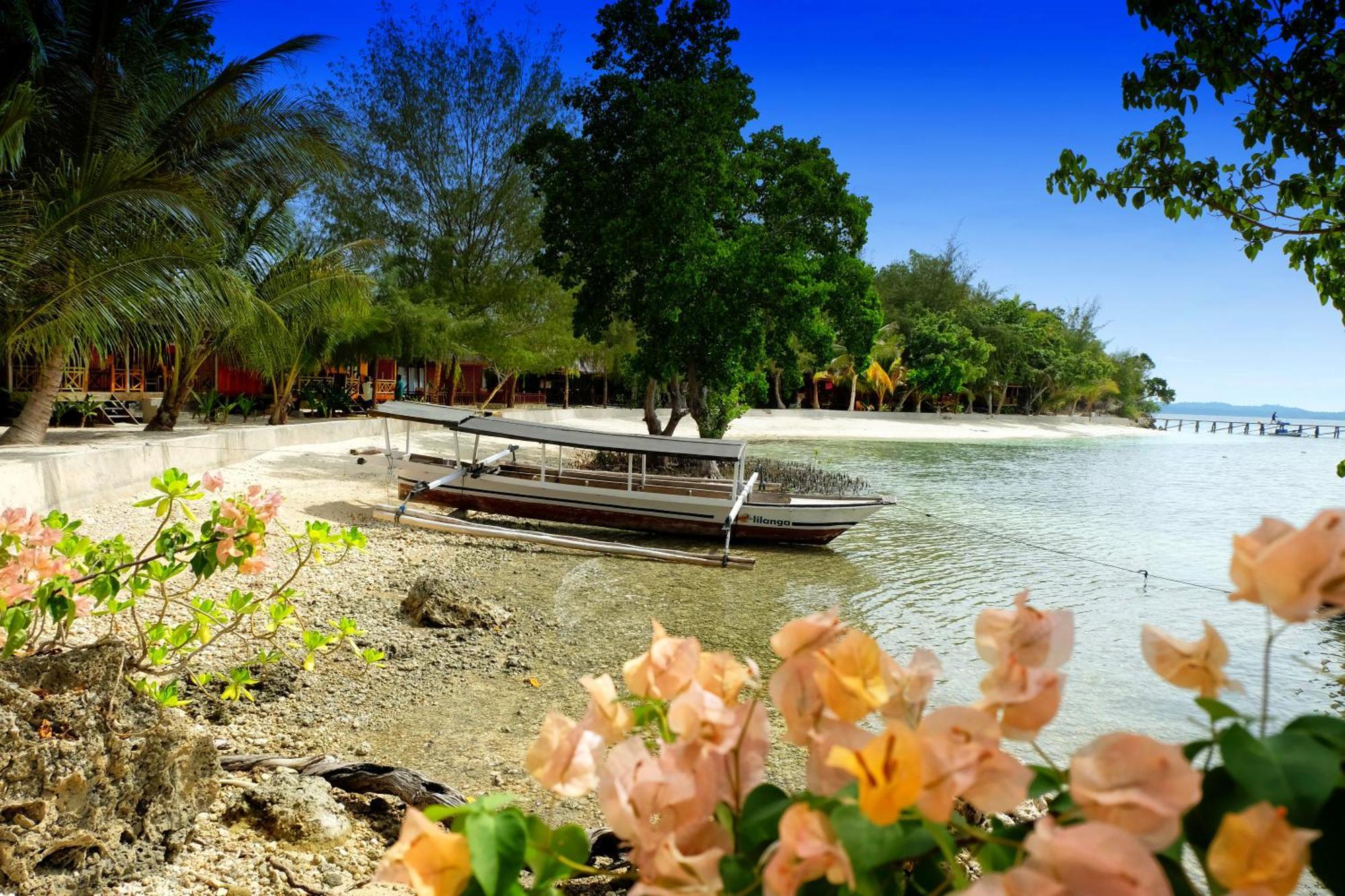 Bolilanga Island Resort - Togean Island Angkayo Экстерьер фото