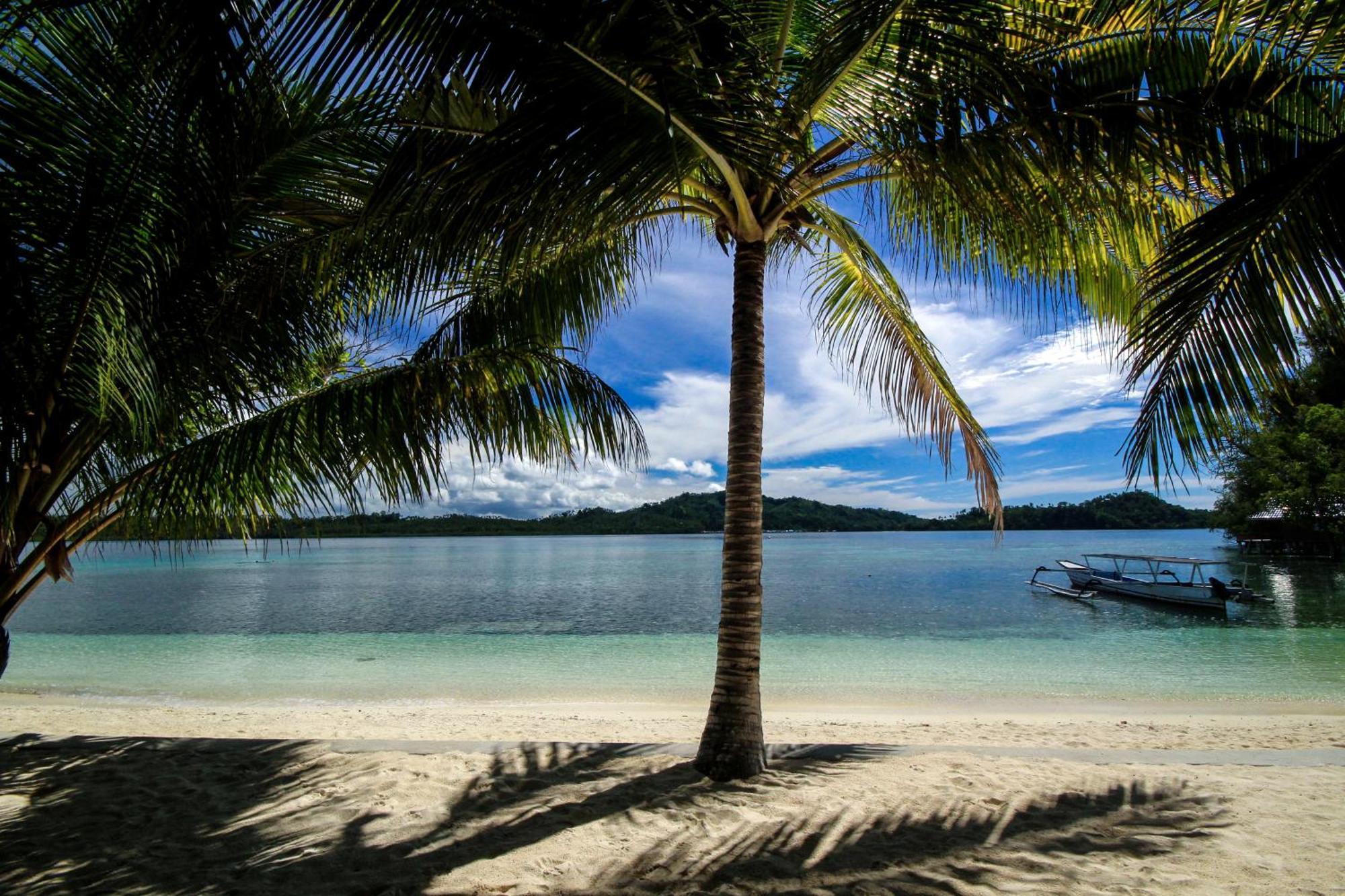 Bolilanga Island Resort - Togean Island Angkayo Экстерьер фото